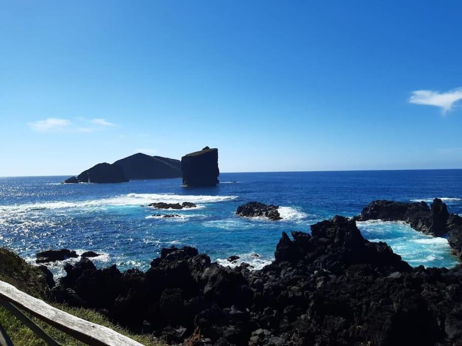 Casa Da Ribeira - Mosteiros Mosteiros  Eksteriør billede